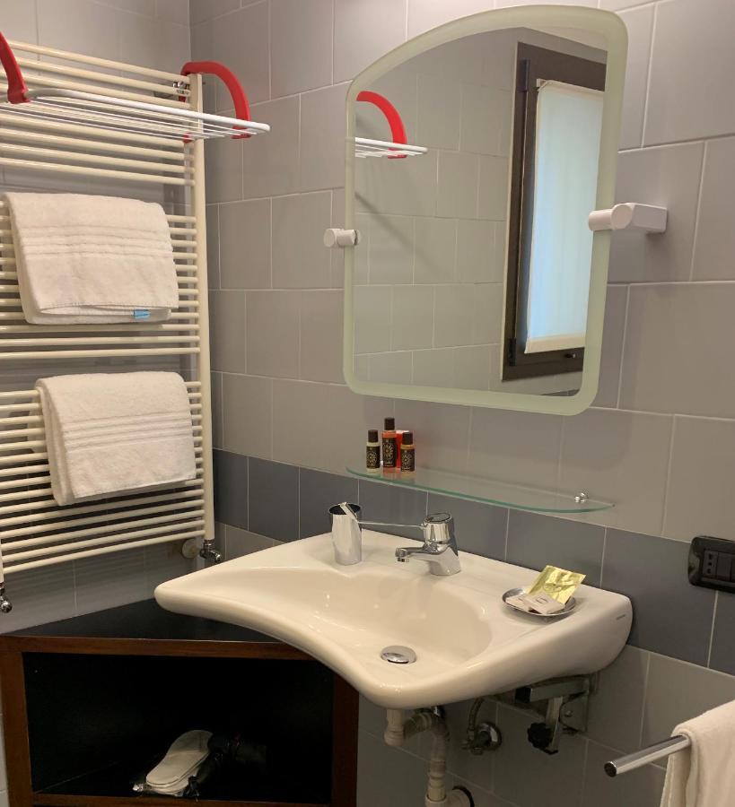 Residence Le Corti Milano Eksteriør bilde